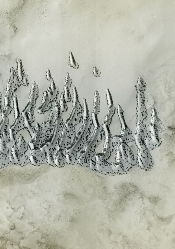 アート・デザイン・音楽 Thomas Ruff: Surfaces, Depths Thomas Ruff. Surfaces, Depths' at Kunsthalle Wien, Vienna